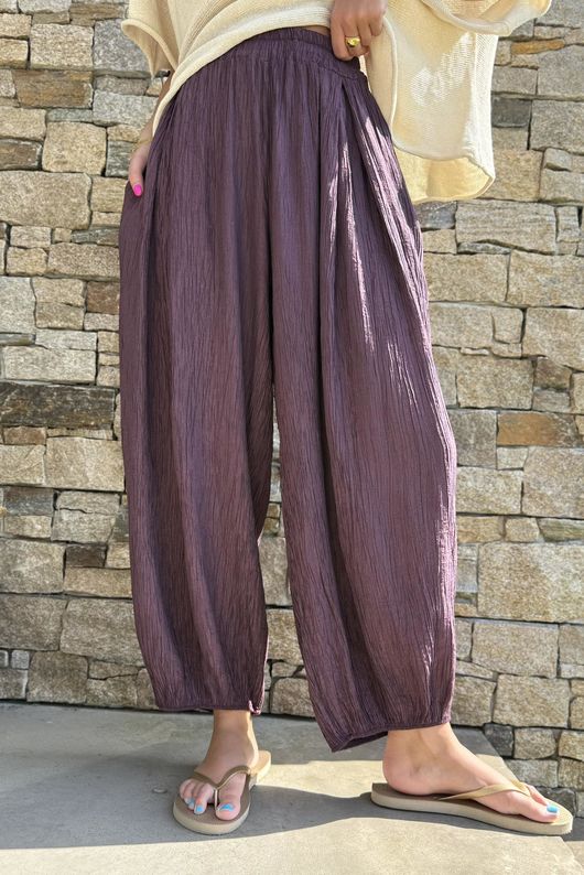 Cyril Crinkle Balloon Pant Merlot